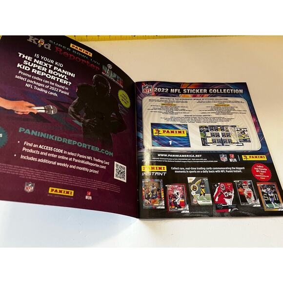 Panini NFL Football Sticker Card Album 2022 Out of Print NEW UNUSED - Picture 4 of 5